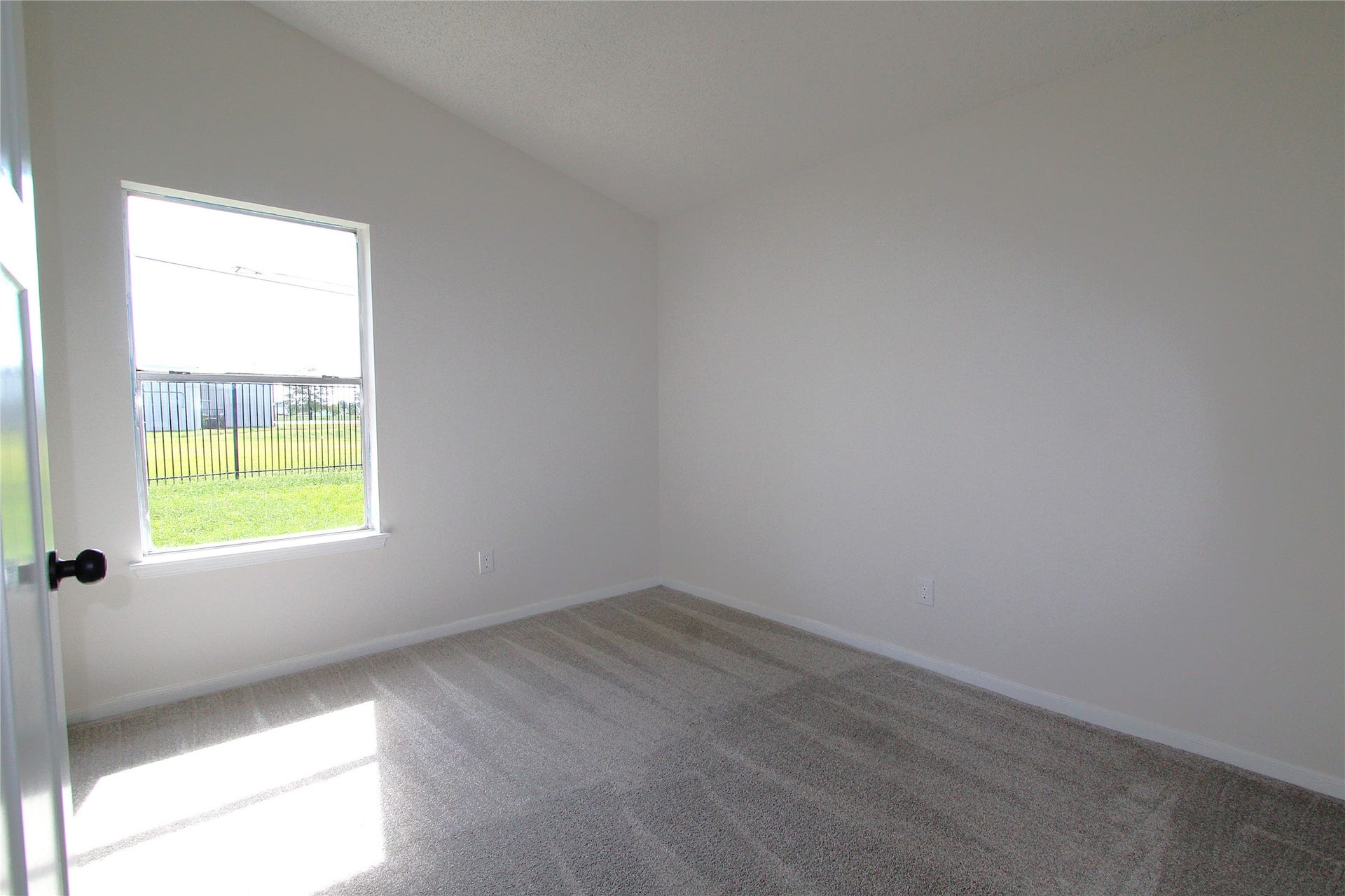7713 Ellis Drive, Houston, TX 77489 7713 Ellis Drive, Houston, TX 77489