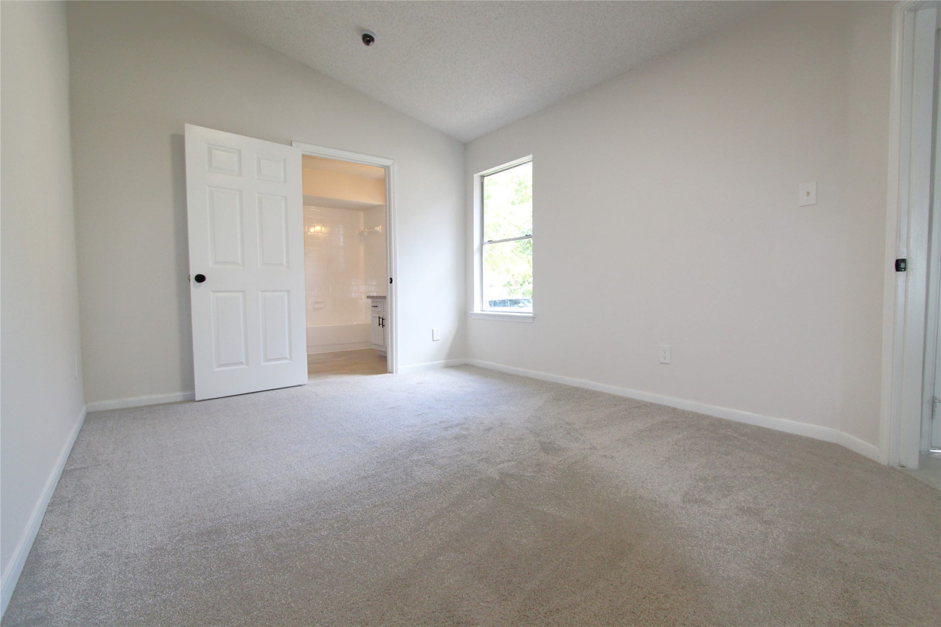 7713 Ellis Drive, Houston, TX 77489 7713 Ellis Drive, Houston, TX 77489
