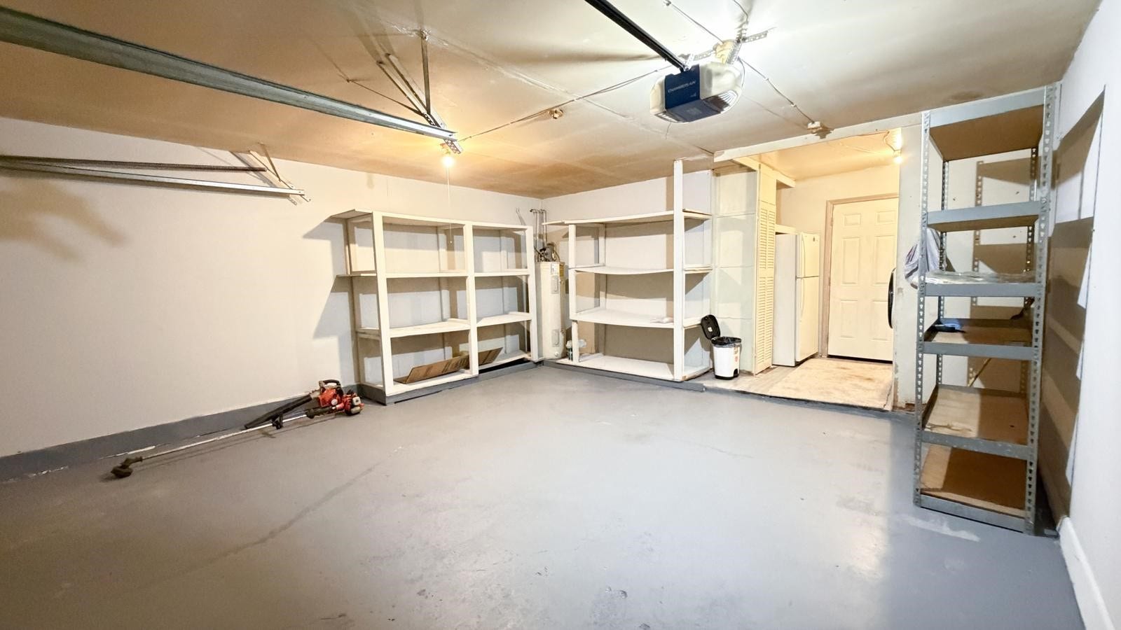 6230 Knollwest Drive, Houston, TX 77072 6230 Knollwest Drive, Houston, TX 77072