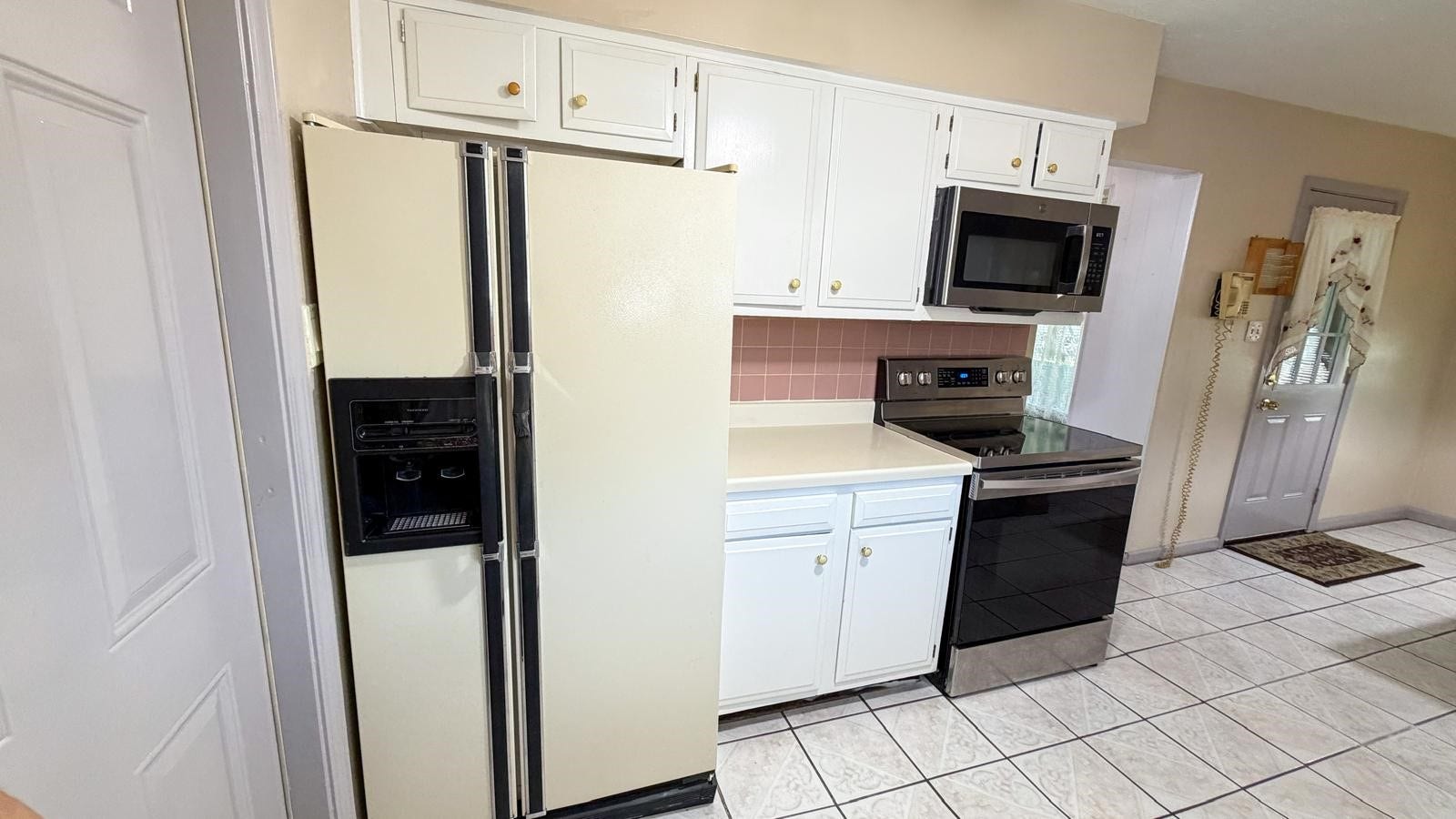 6230 Knollwest Drive, Houston, TX 77072 6230 Knollwest Drive, Houston, TX 77072