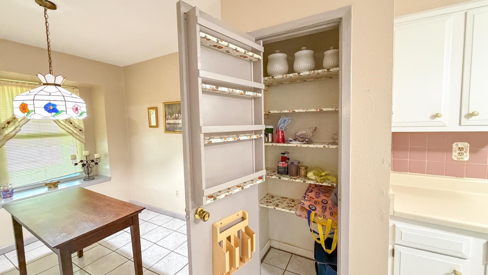 6230 Knollwest Drive, Houston, TX 77072 6230 Knollwest Drive, Houston, TX 77072