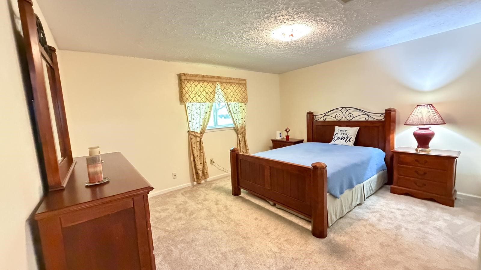 6230 Knollwest Drive, Houston, TX 77072 6230 Knollwest Drive, Houston, TX 77072