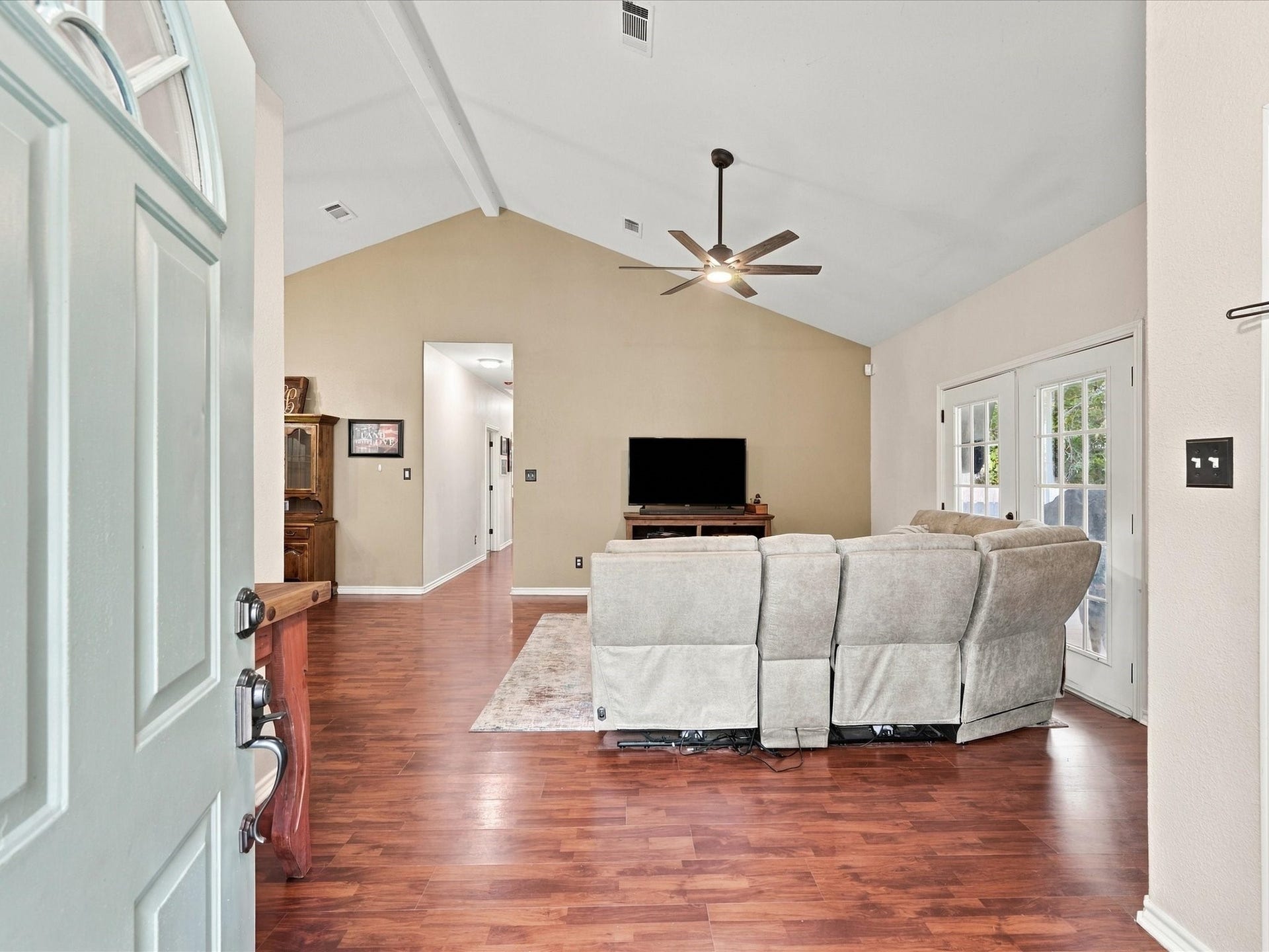 306 Sherwood Forest Street, Conroe, TX 77316 Step inside to an inviting interior with an open layout and comfortable spaces designed for everyday living.