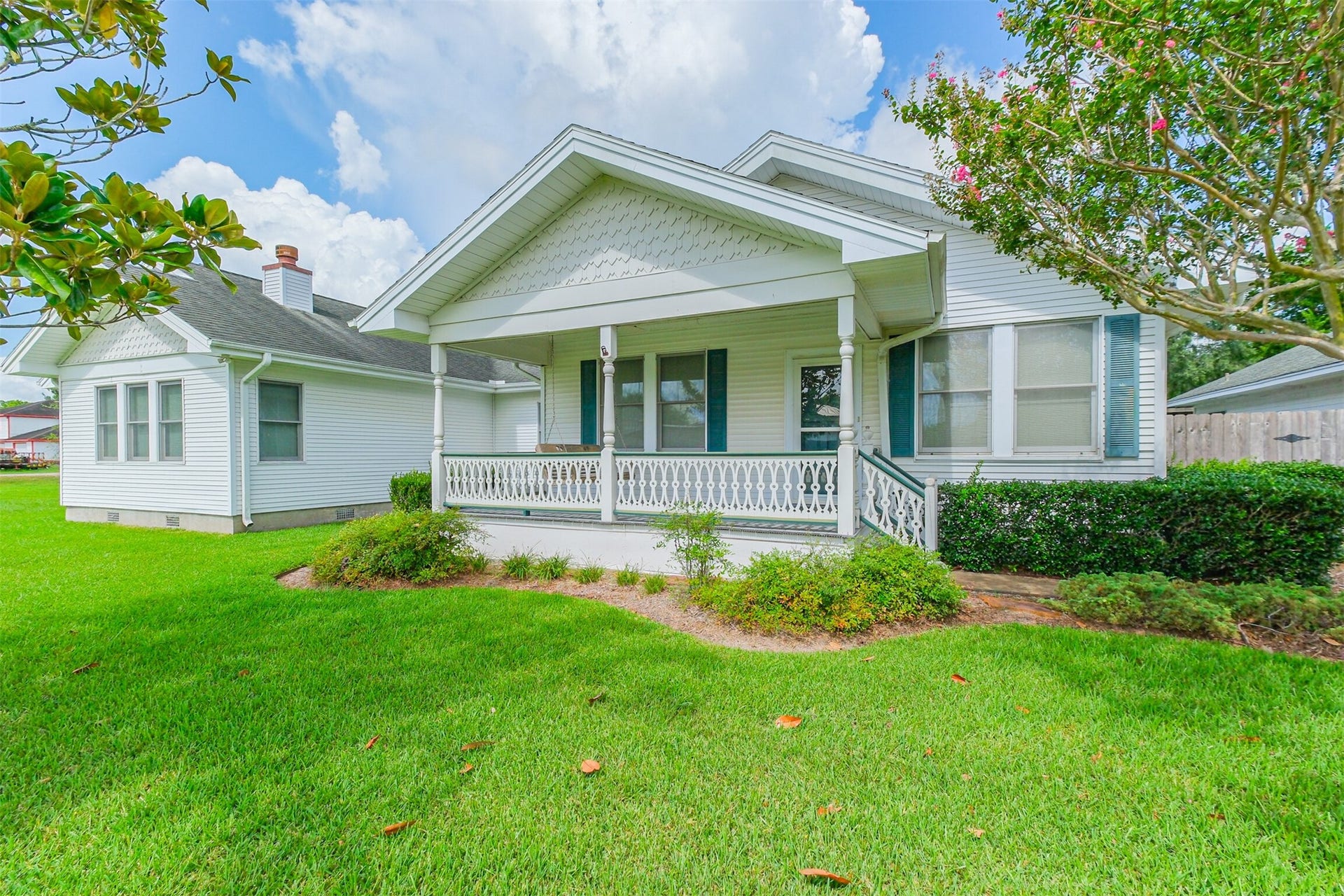 3524 Charles Avenue, Pearland, TX 77584
