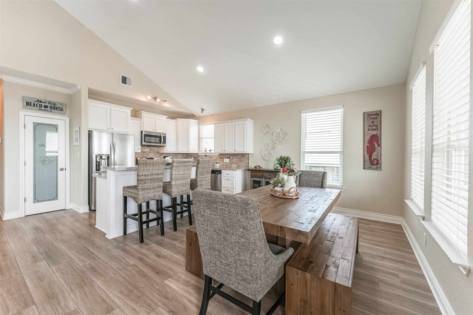 4018 Fort Bend Drive, Galveston, TX 77554 4018 Fort Bend Drive, Galveston, TX 77554