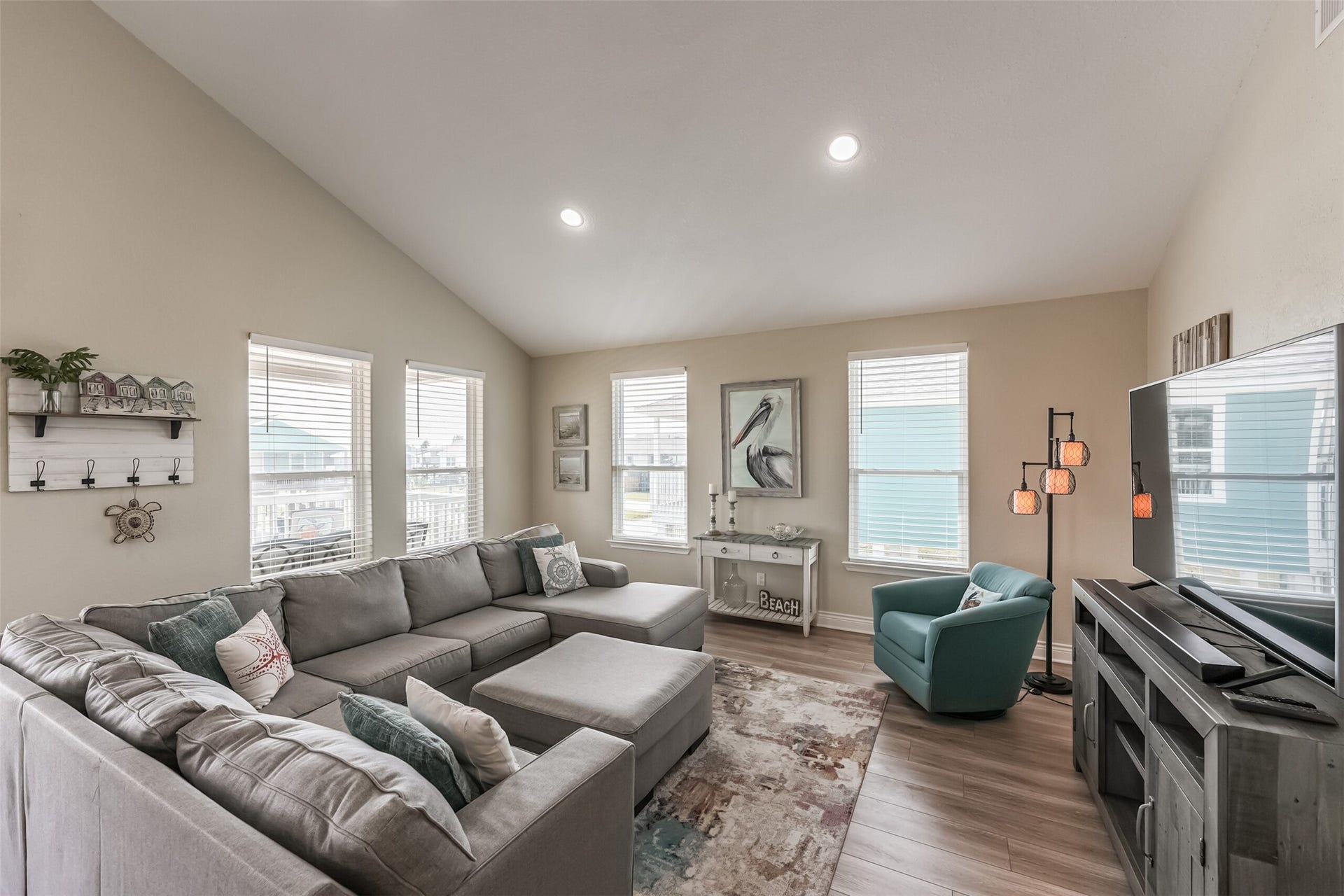 4018 Fort Bend Drive, Galveston, TX 77554 4018 Fort Bend Drive, Galveston, TX 77554