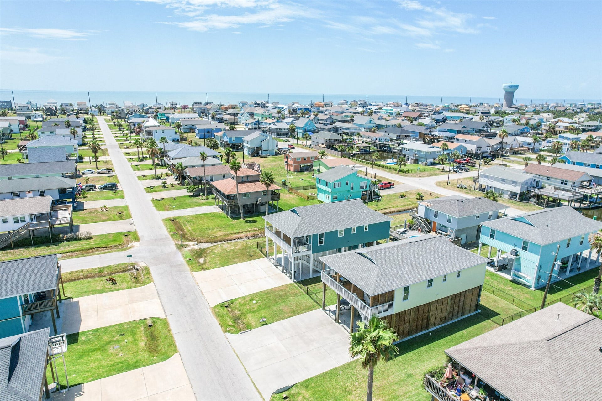 4018 Fort Bend Drive, Galveston, TX 77554 4018 Fort Bend Drive, Galveston, TX 77554