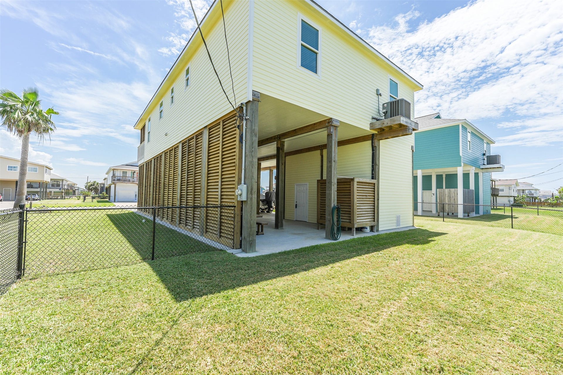 4018 Fort Bend Drive, Galveston, TX 77554 4018 Fort Bend Drive, Galveston, TX 77554
