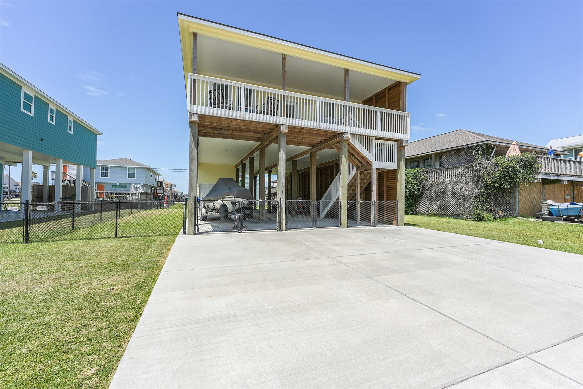 4018 Fort Bend Drive, Galveston, TX 77554 4018 Fort Bend Drive, Galveston, TX 77554