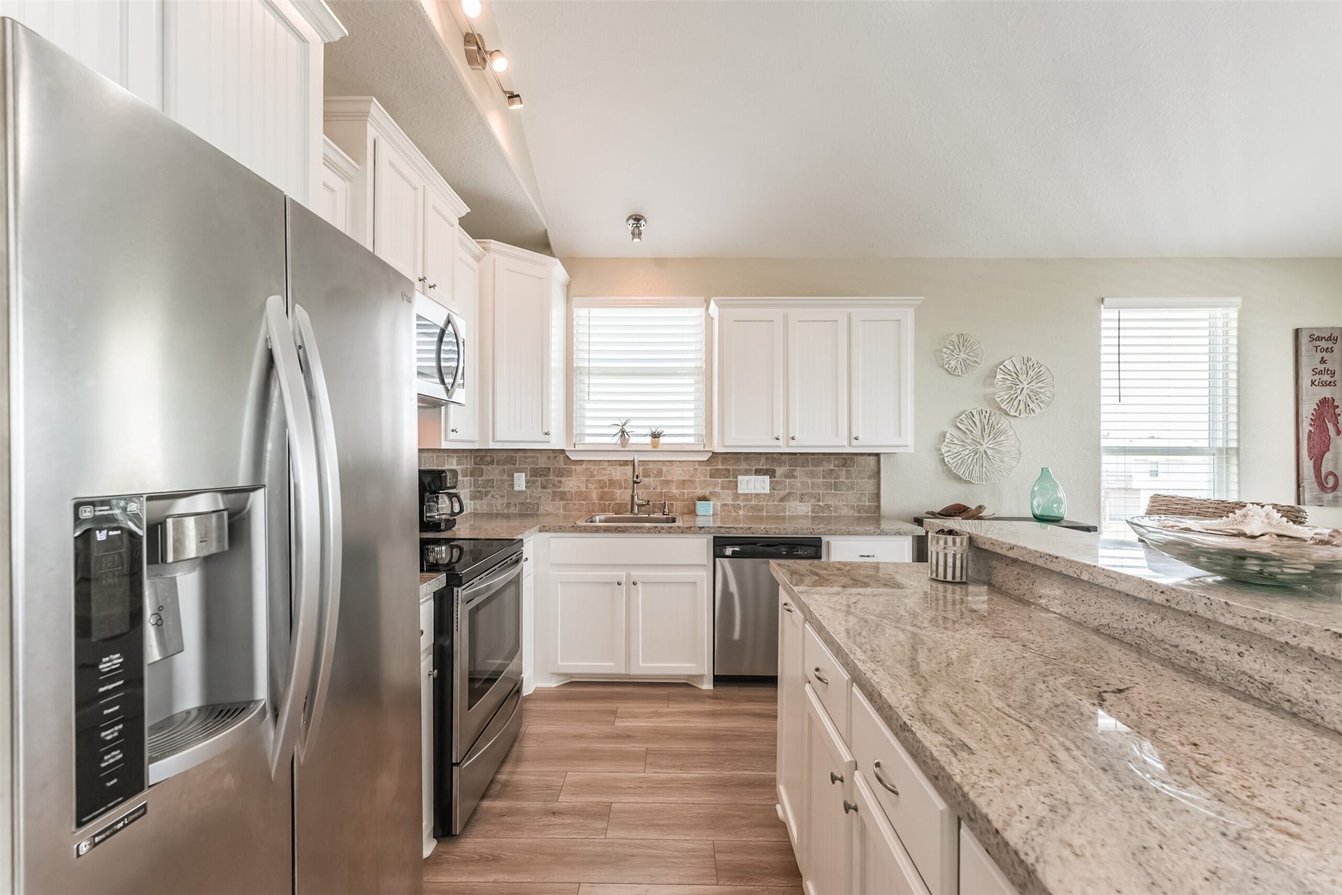4018 Fort Bend Drive, Galveston, TX 77554 4018 Fort Bend Drive, Galveston, TX 77554
