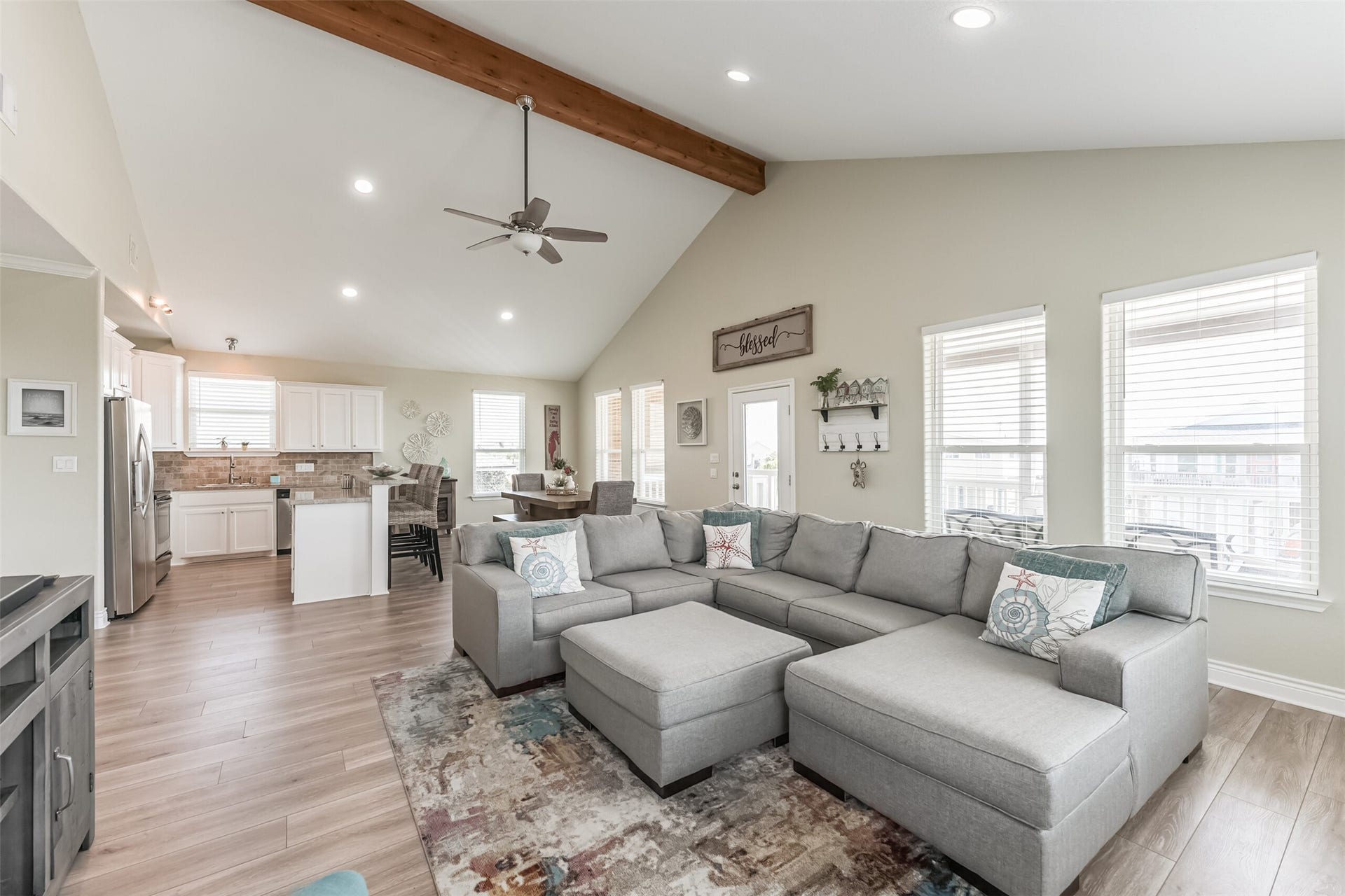 4018 Fort Bend Drive, Galveston, TX 77554 4018 Fort Bend Drive, Galveston, TX 77554