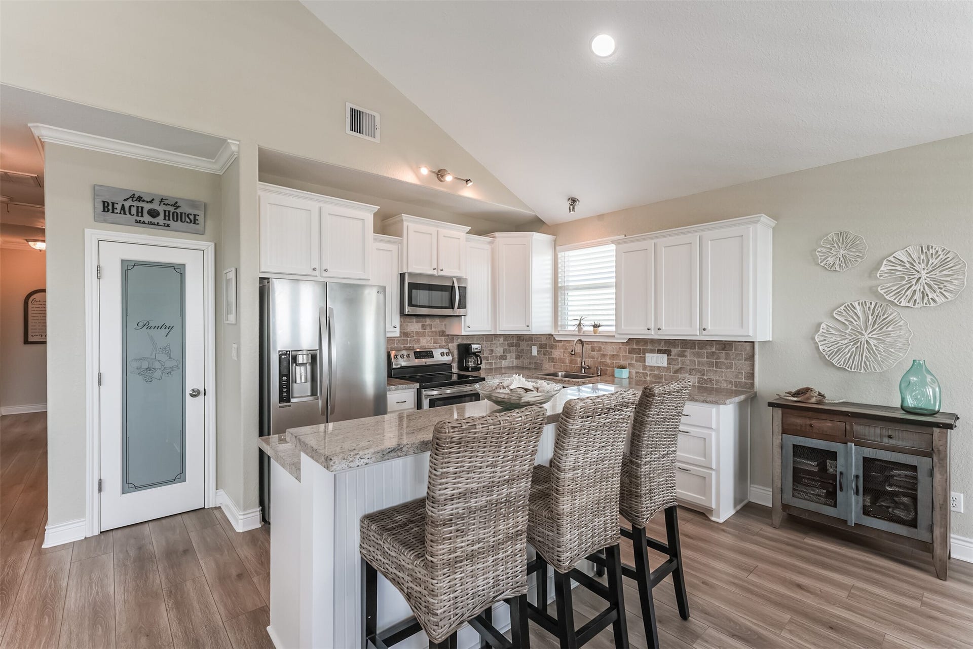 4018 Fort Bend Drive, Galveston, TX 77554 4018 Fort Bend Drive, Galveston, TX 77554