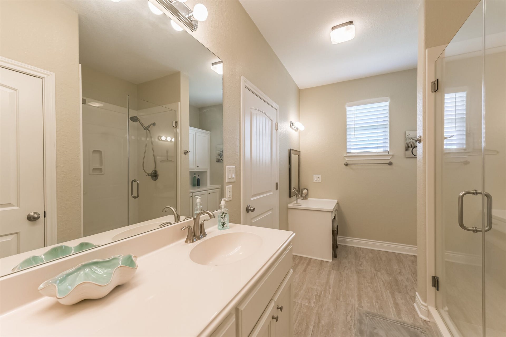4018 Fort Bend Drive, Galveston, TX 77554 4018 Fort Bend Drive, Galveston, TX 77554