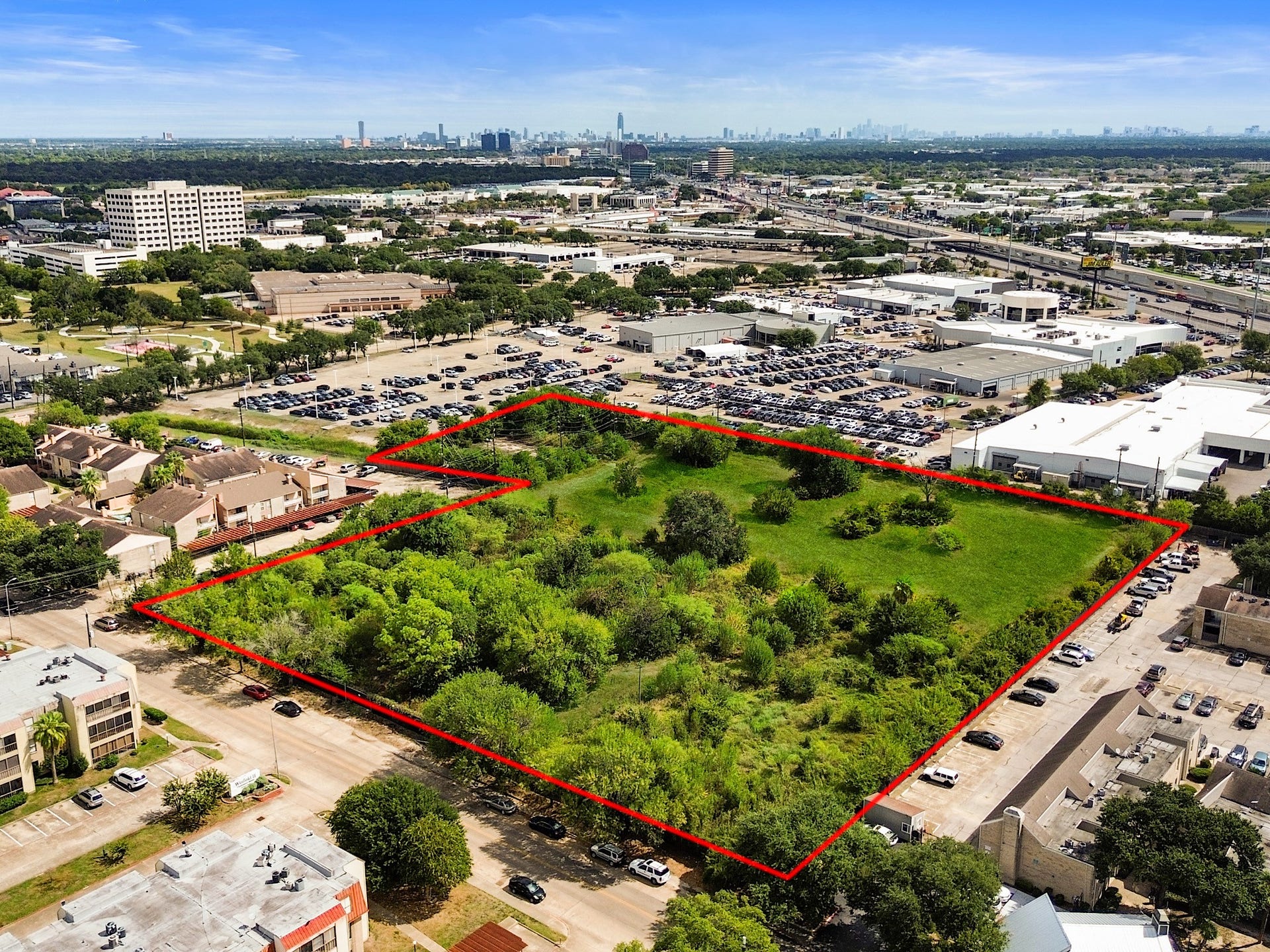 10403 Forum Park Drive, Houston, TX 77036 10403 Forum Park Drive, Houston, TX 77036