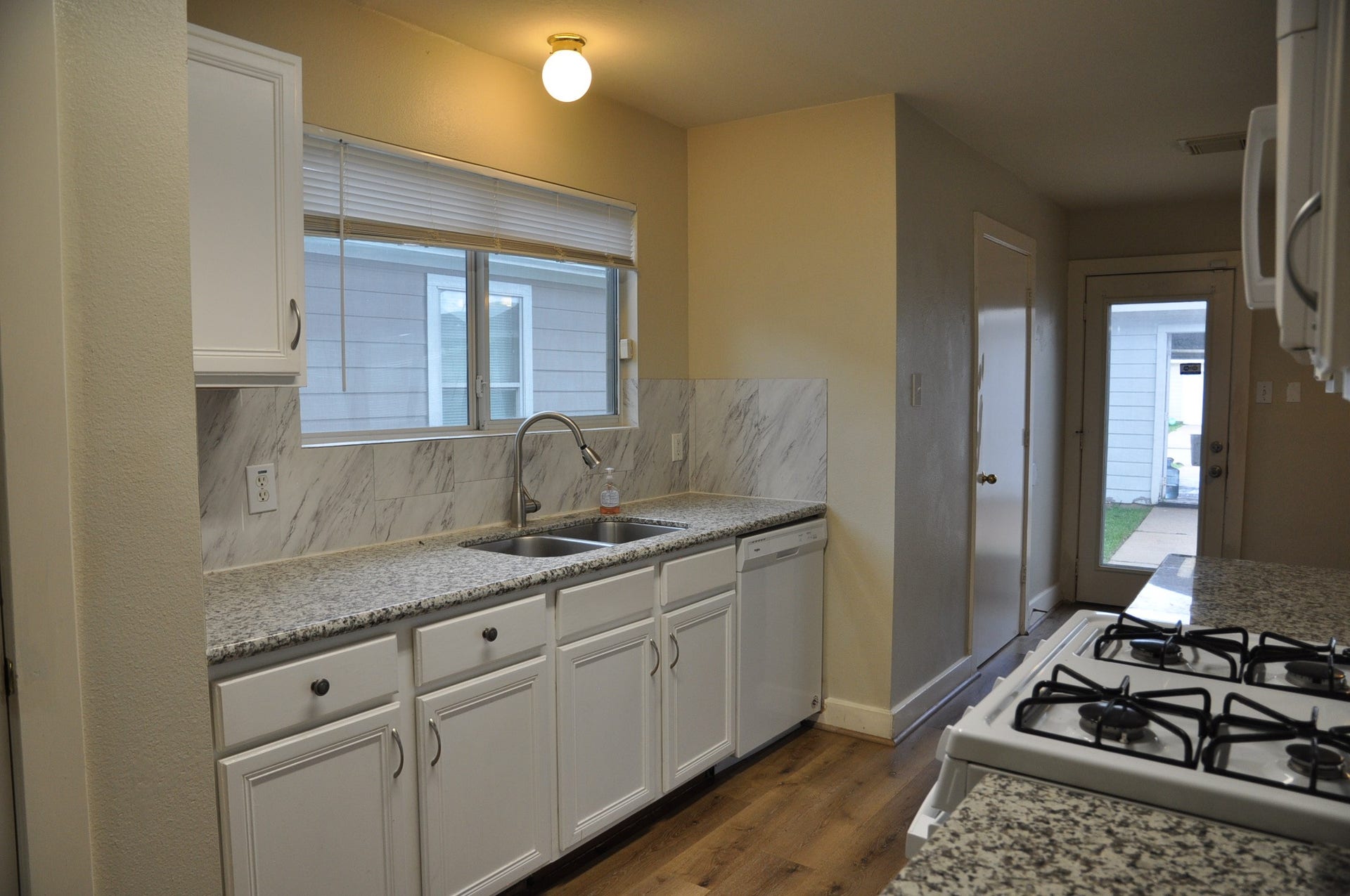 20734 Settlers Lake Circle N, Katy, TX 77449 20734 Settlers Lake Circle N, Katy, TX 77449