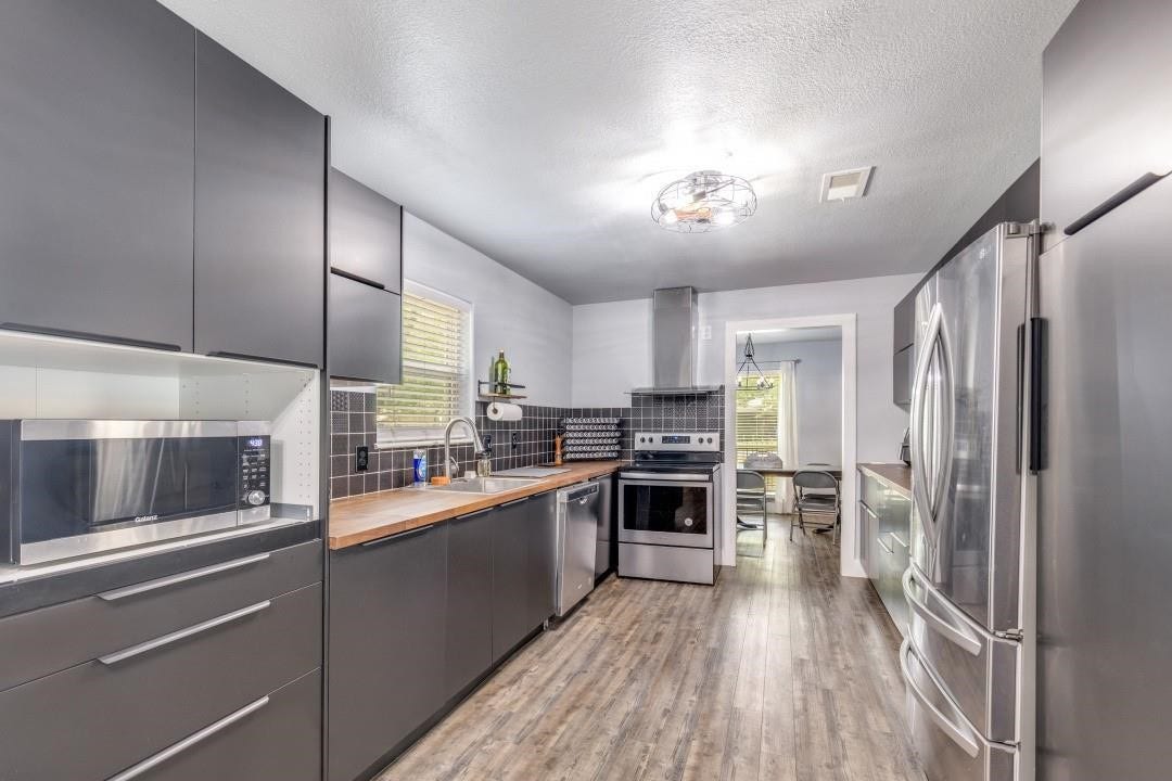 2511 River Ridge, Conroe, TX 77385