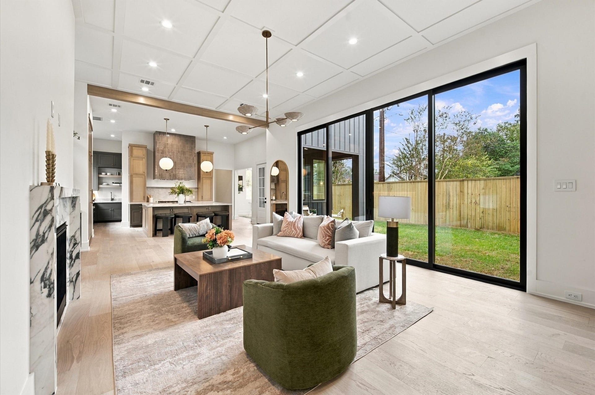 248 W 22nd Street, Houston, TX 77008 248 W 22nd Street, Houston, TX 77008