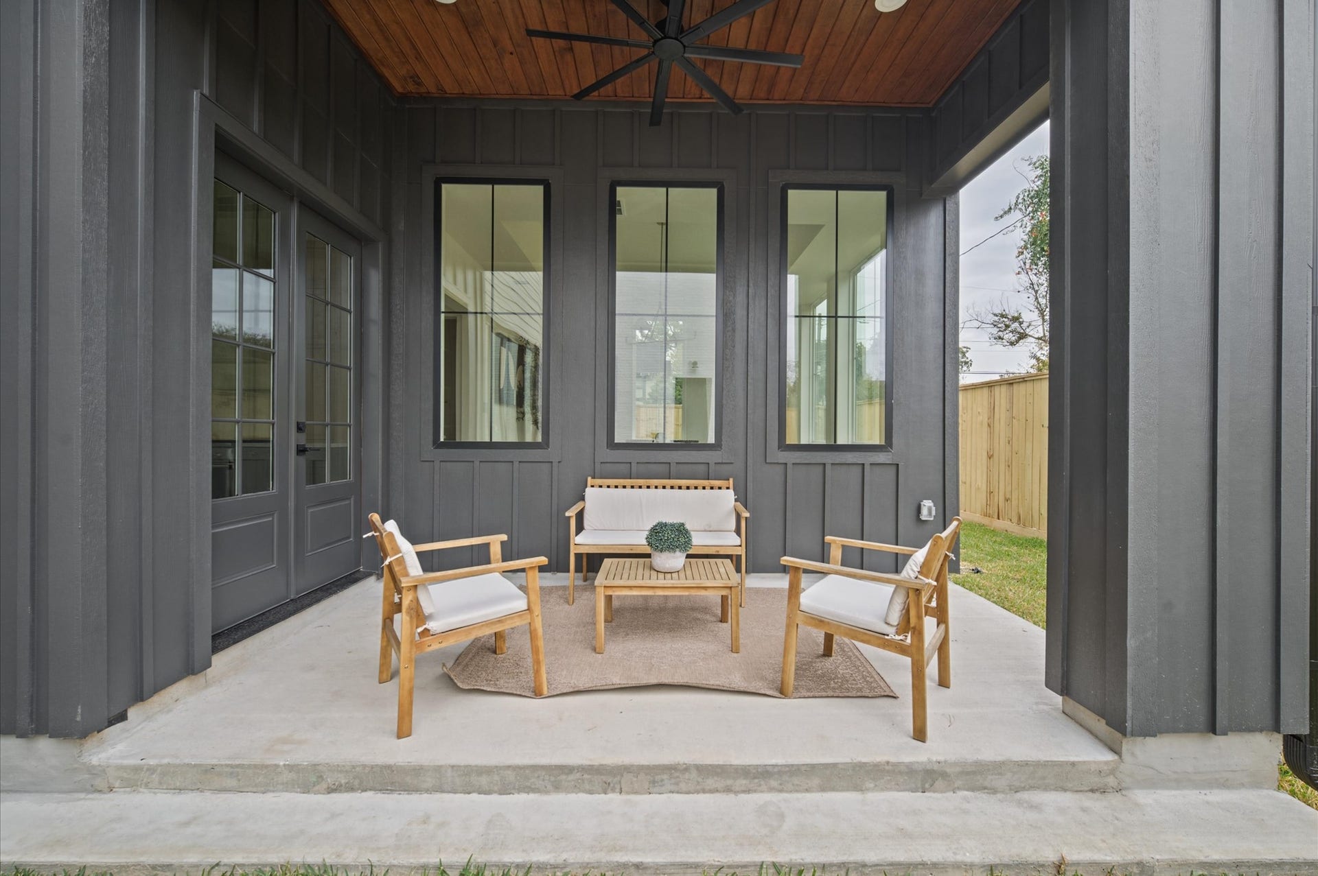 248 W 22nd Street, Houston, TX 77008 248 W 22nd Street, Houston, TX 77008