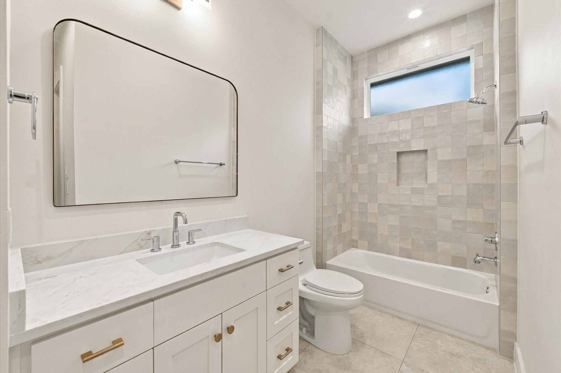 248 W 22nd Street, Houston, TX 77008 248 W 22nd Street, Houston, TX 77008