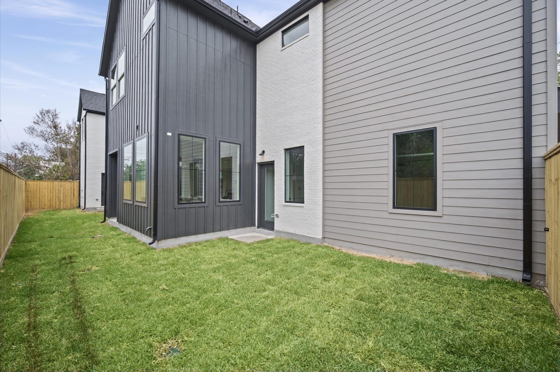 248 W 22nd Street, Houston, TX 77008 248 W 22nd Street, Houston, TX 77008