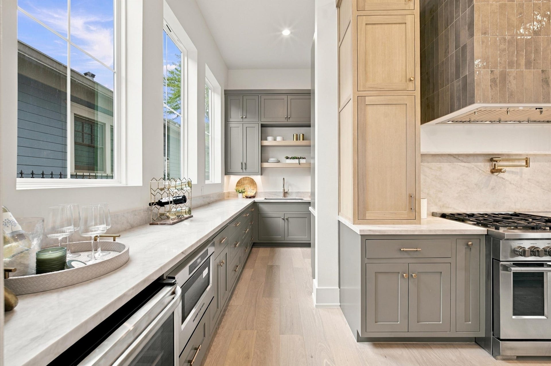 248 W 22nd Street, Houston, TX 77008 248 W 22nd Street, Houston, TX 77008