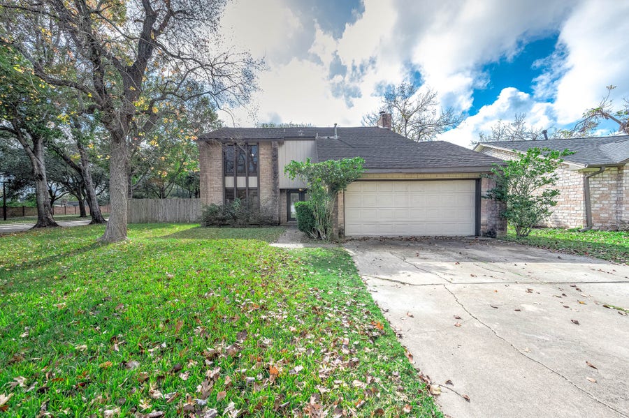 Property photo for 3142 Frontier Drive, Sugar Land, TX