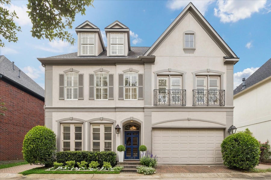 Property photo for 1419 W Hilshire Park Drive, Houston, TX