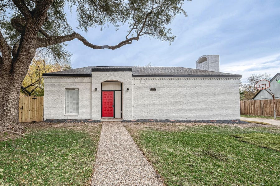Property photo for 10811 Villa Lea Lane, Houston, TX