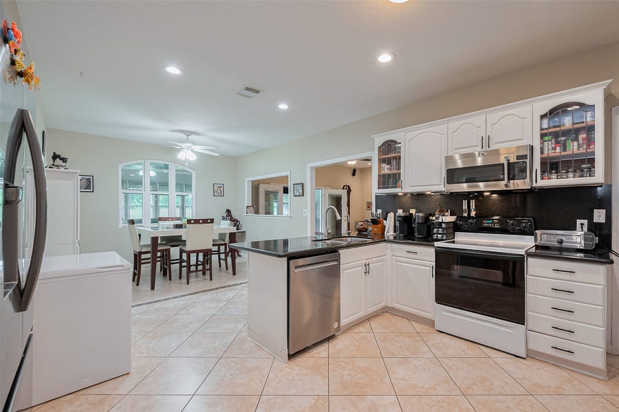 Property photo for 2499 Southline Road, Conroe, TX