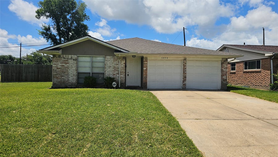 Property photo for 5458 Osprey Drive, Houston, TX