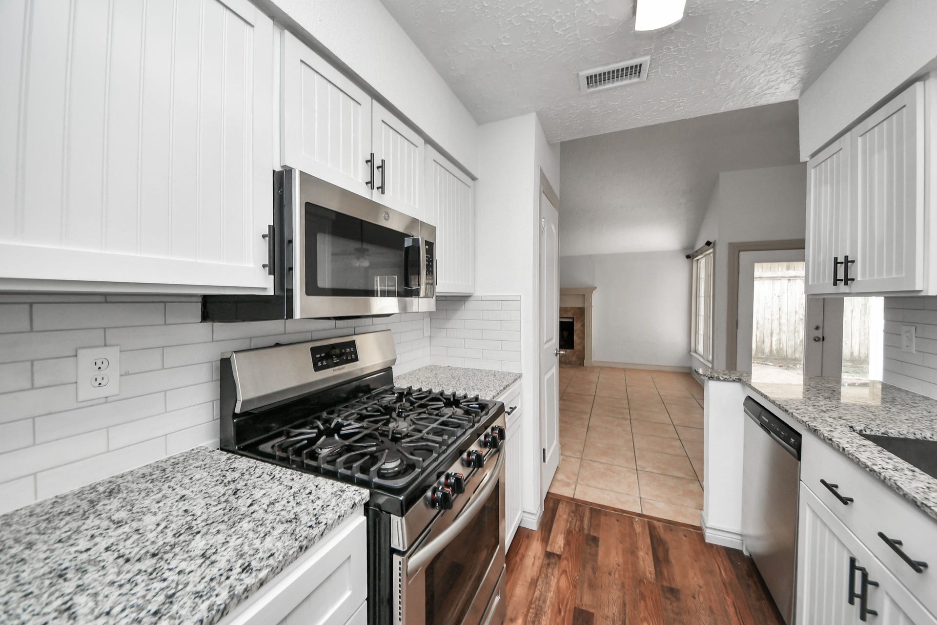 12035 W Marsham Circle, Houston, TX 77066 12035 W Marsham Circle, Houston, TX 77066