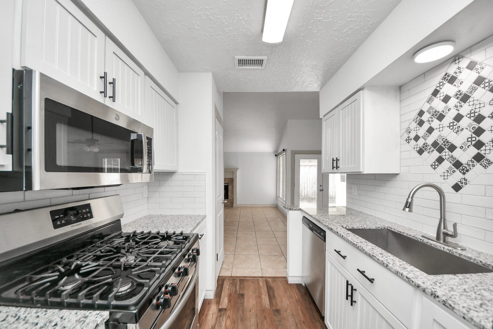 12035 W Marsham Circle, Houston, TX 77066 12035 W Marsham Circle, Houston, TX 77066
