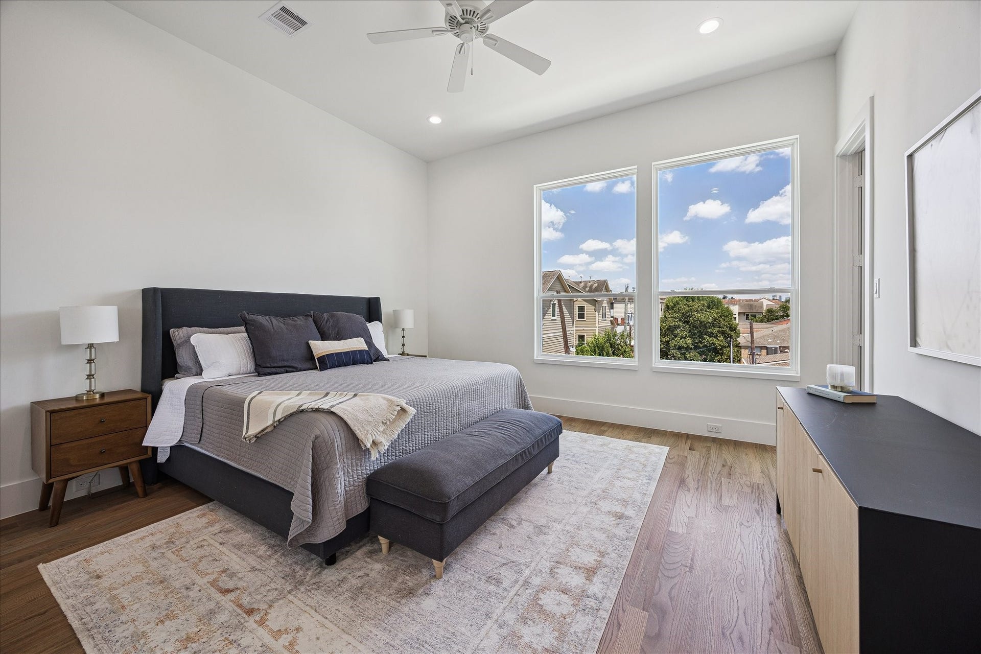 310 Fowler Street, Houston, TX 77007 Relaxing owner's retreat with oversized windows and room to unwind.
