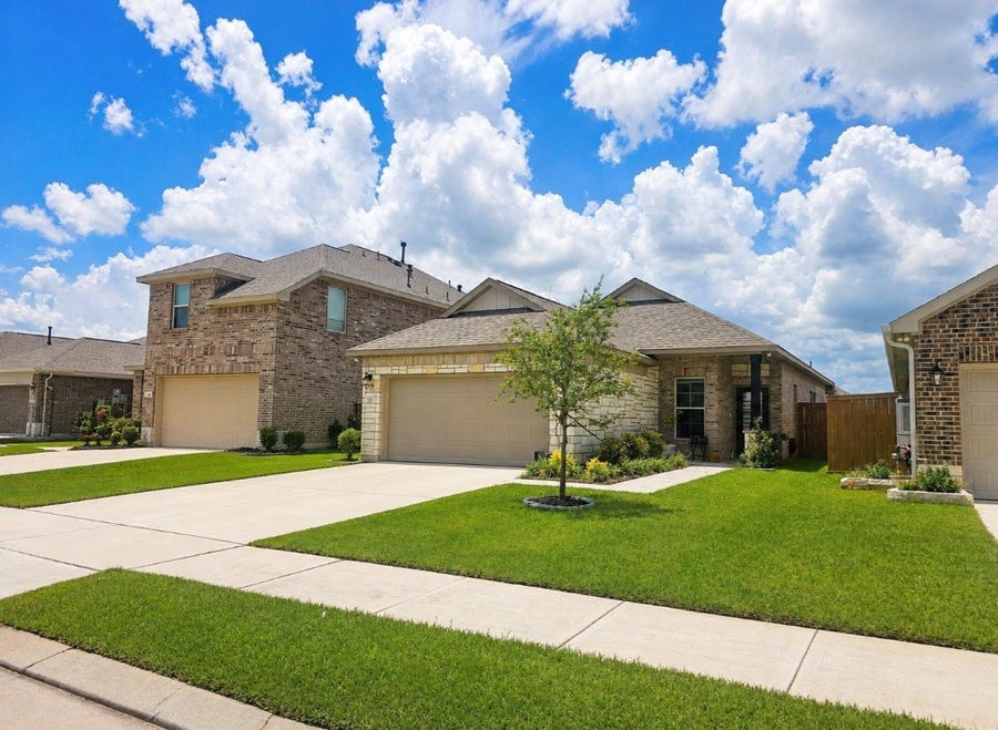 Property photo for 10906 Tawny Ridge, Beasley, TX