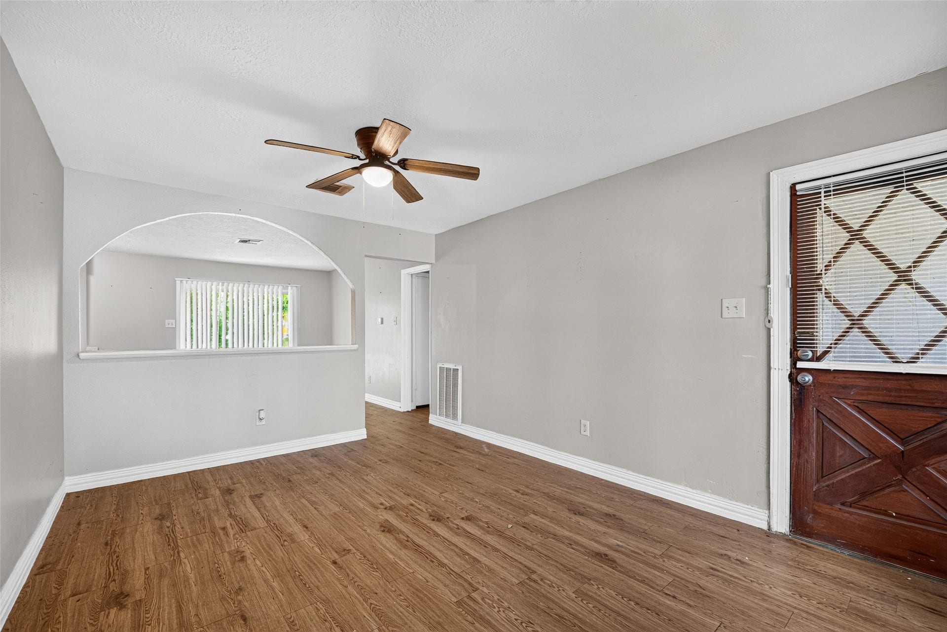 15322 Tonya Drive, Houston, TX 77060