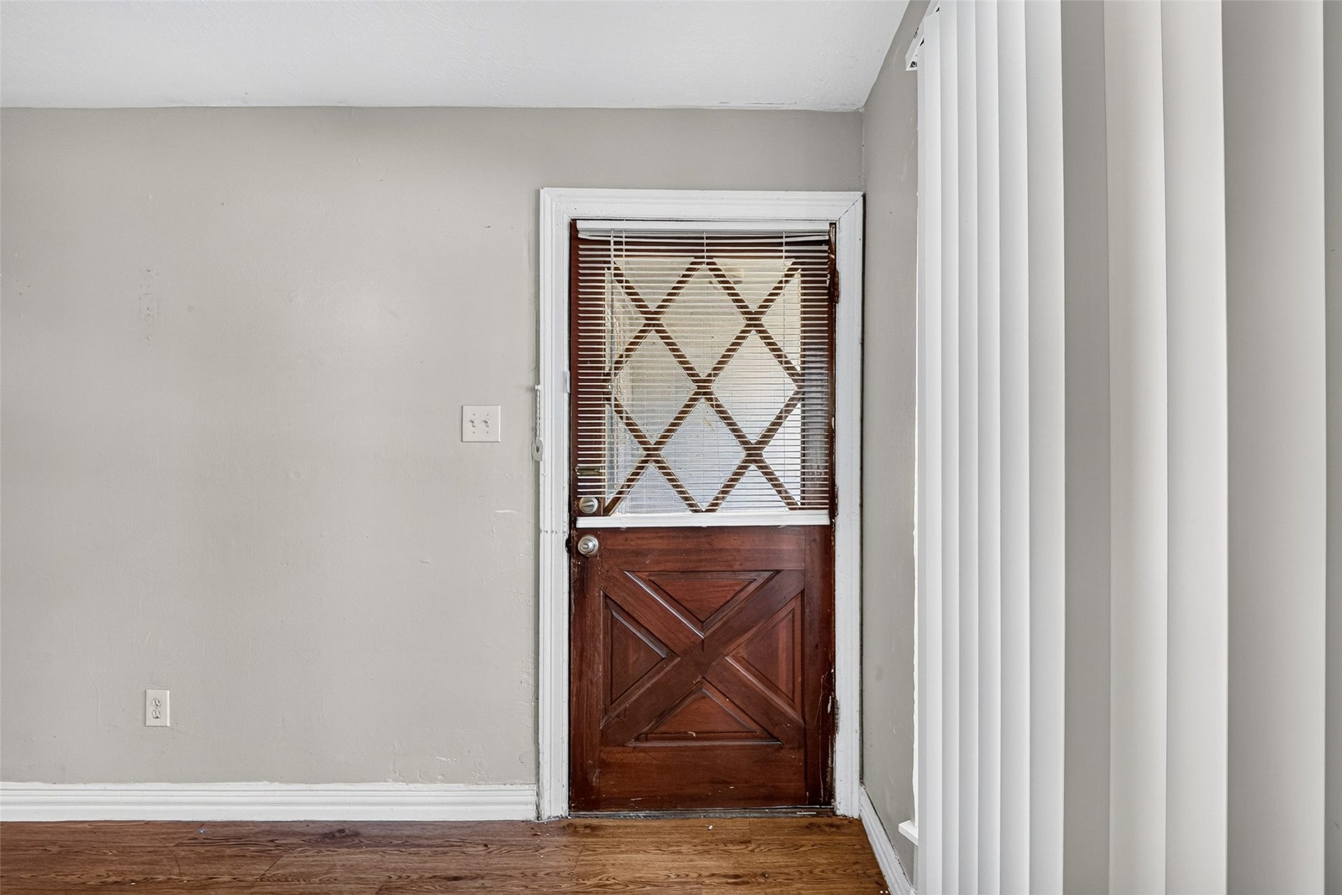 15322 Tonya Drive, Houston, TX 77060