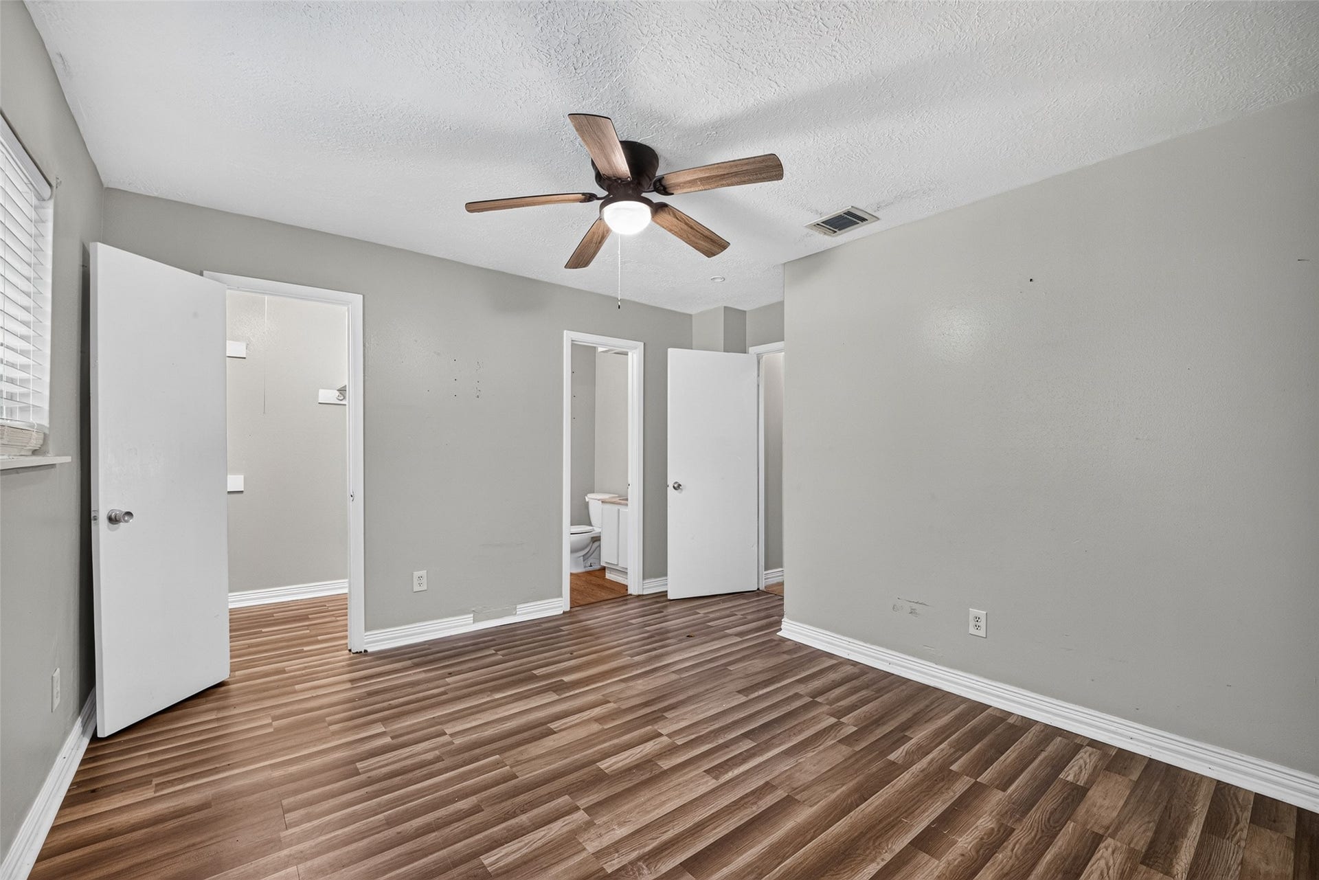 15322 Tonya Drive, Houston, TX 77060