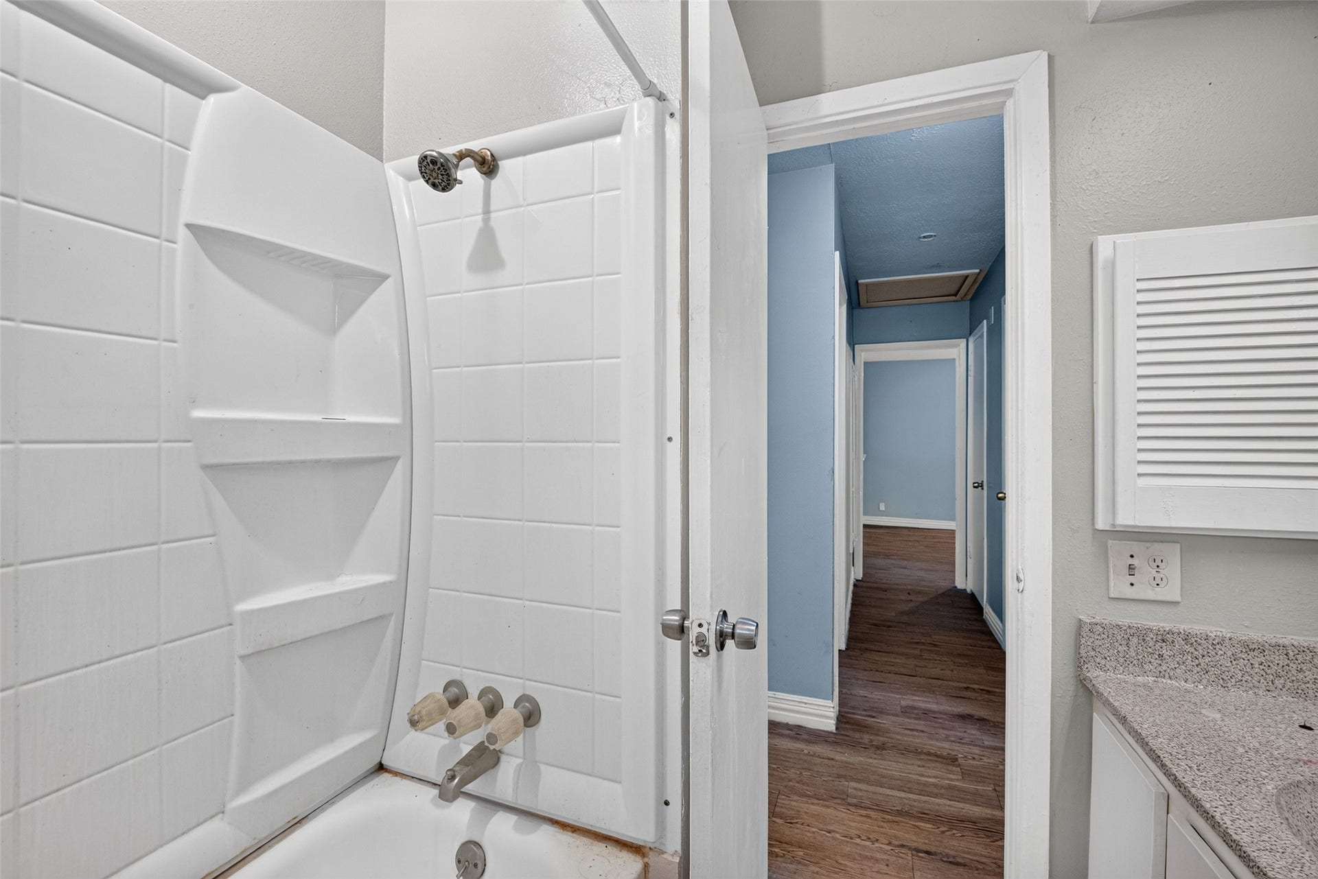 15322 Tonya Drive, Houston, TX 77060