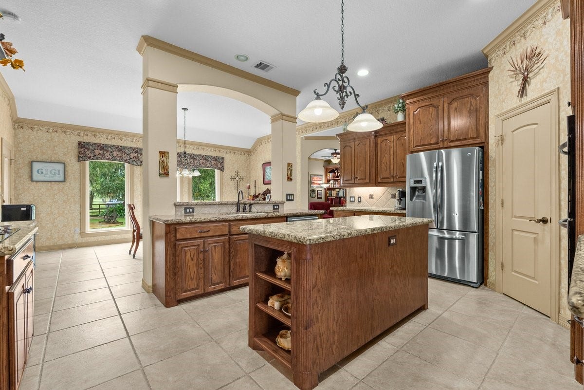 1303 China Grove Drive, Rosharon, TX 77583 1303 China Grove Drive, Rosharon, TX 77583
