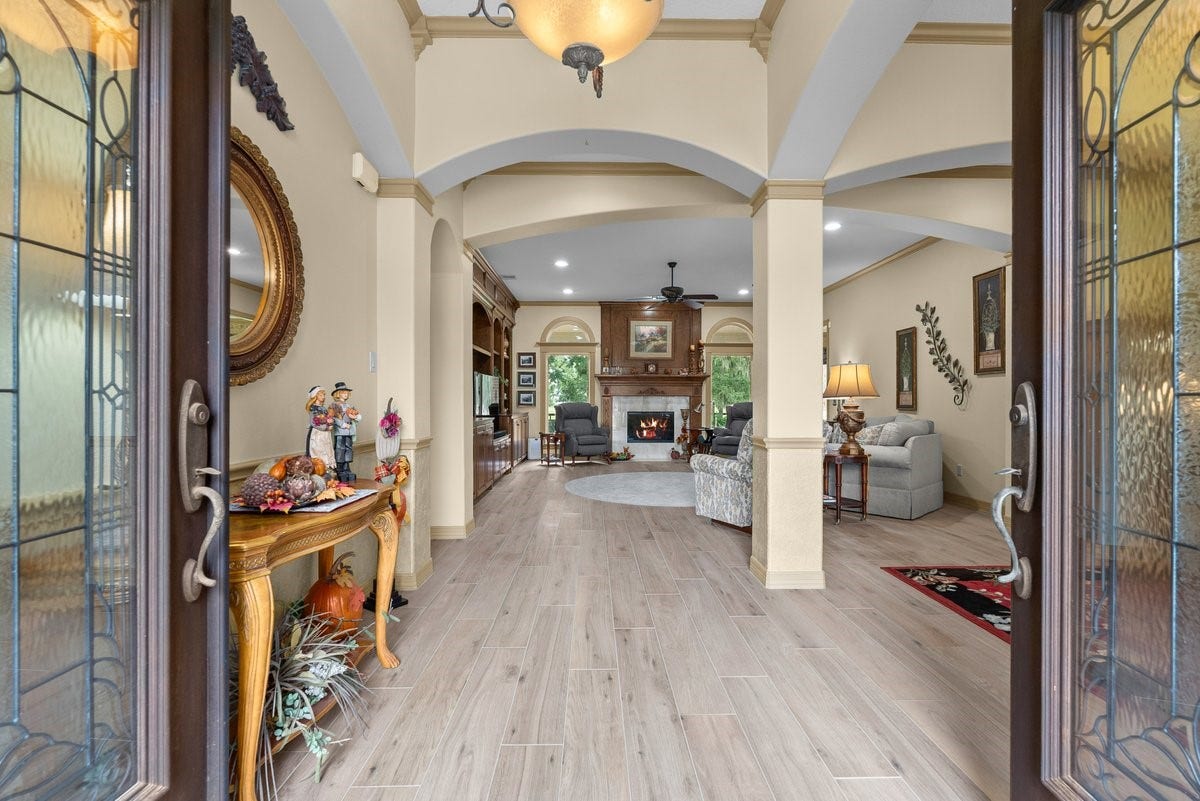 1303 China Grove Drive, Rosharon, TX 77583 1303 China Grove Drive, Rosharon, TX 77583