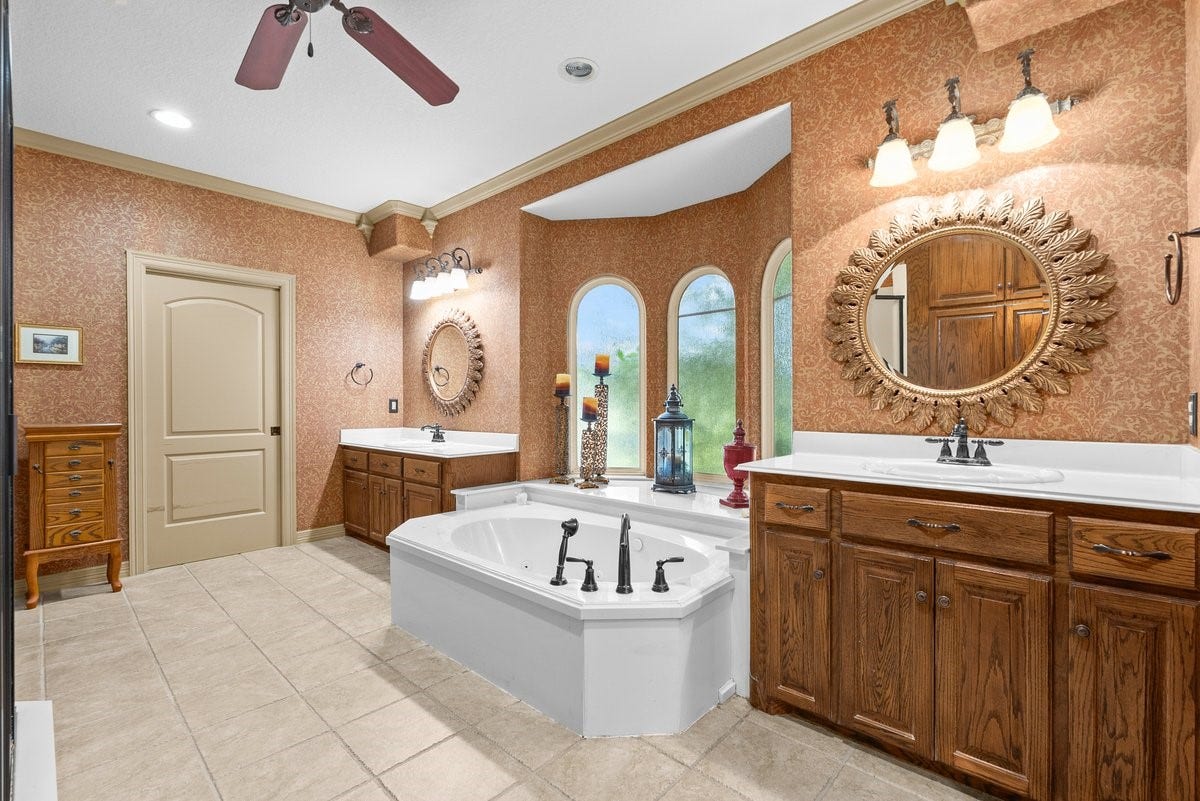 1303 China Grove Drive, Rosharon, TX 77583 1303 China Grove Drive, Rosharon, TX 77583