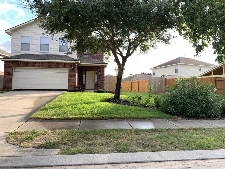 Property photo for 11118 Northam Drive, Tomball, TX
