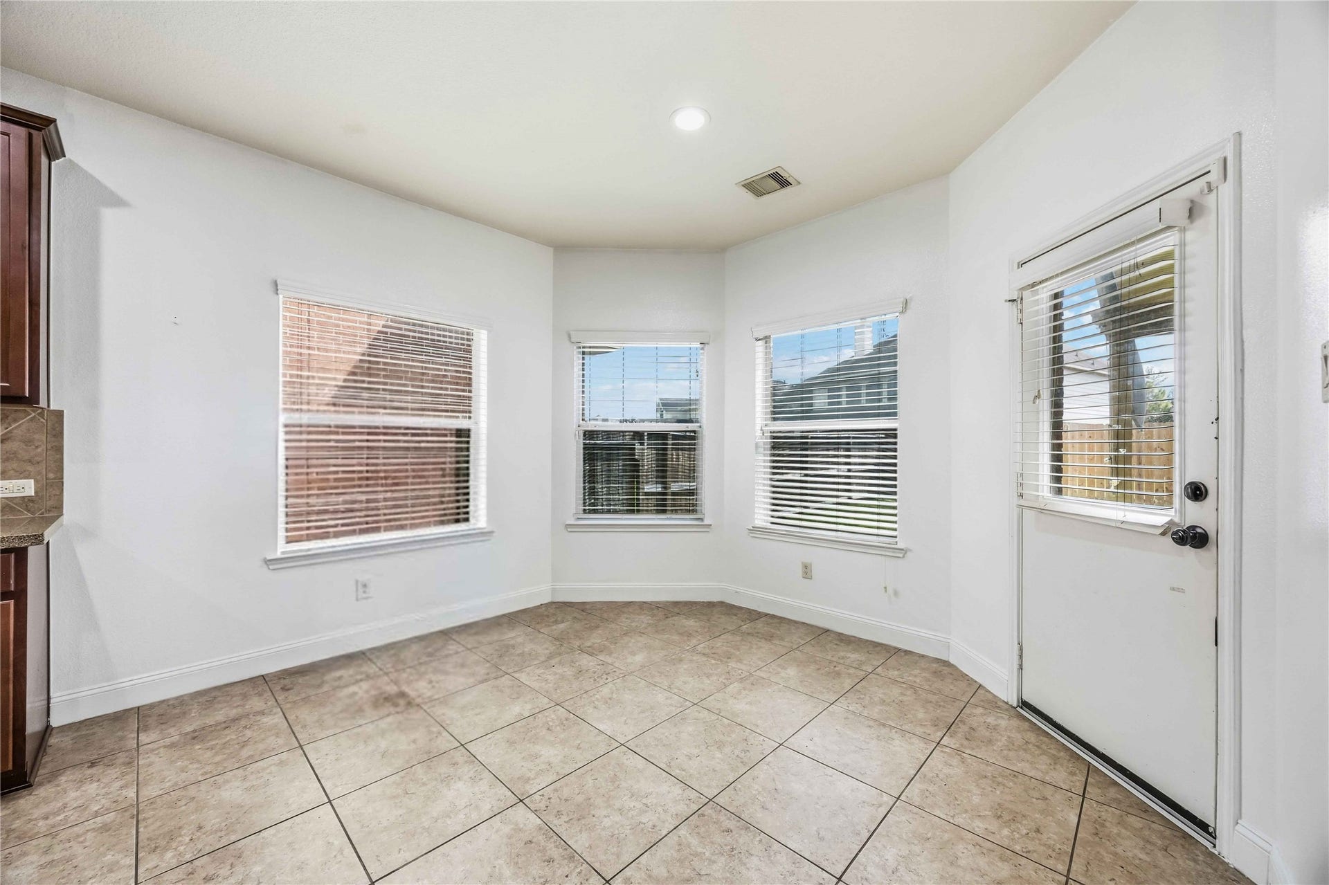 2522 Crystal Shore Drive, Rosharon, TX 77583