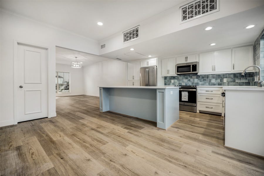 Property photo for 14715 Barryknoll Lane, #142, Houston, TX