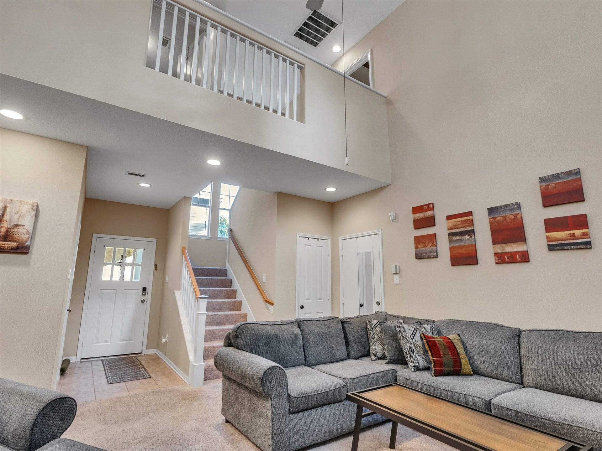 83 Scarlet Woods Court, #83, The Woodlands, TX 77380 Entry from garage as well as front door