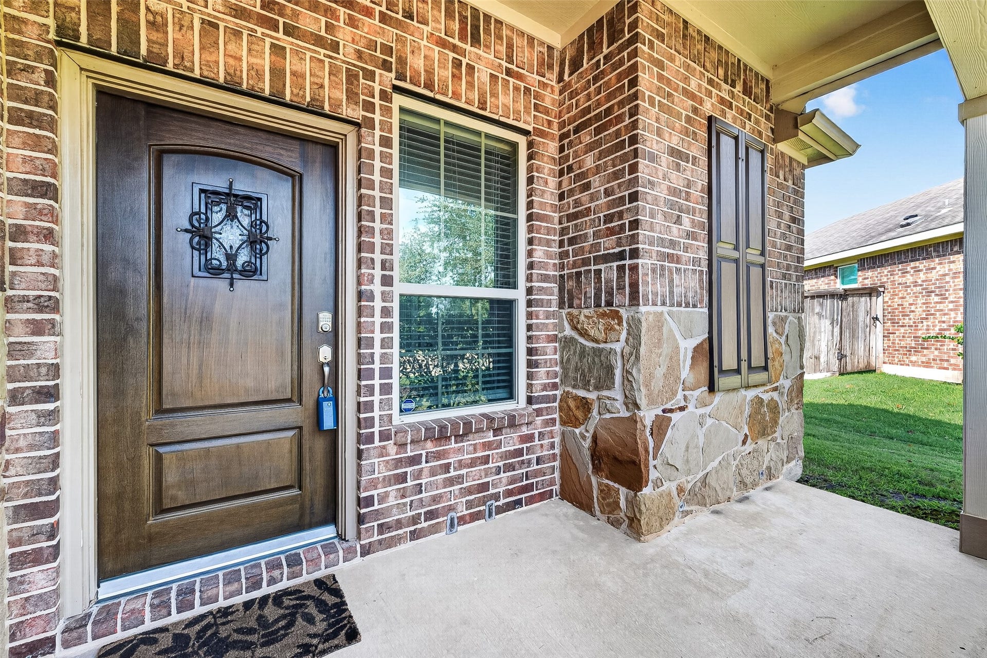 23010 Tindarey Falls Lane, Katy, TX 77493 Front door step