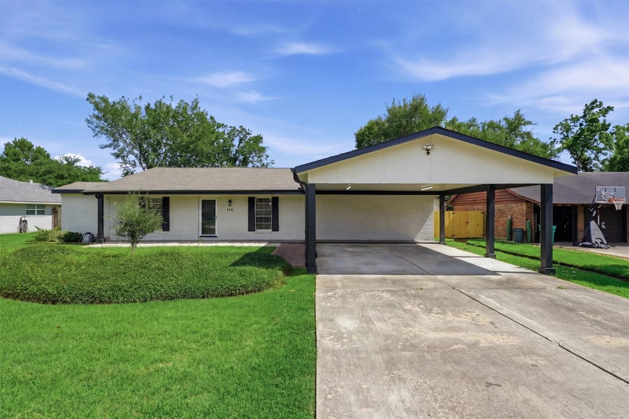 Property photo for 114 Caldwell Street, Baytown, TX