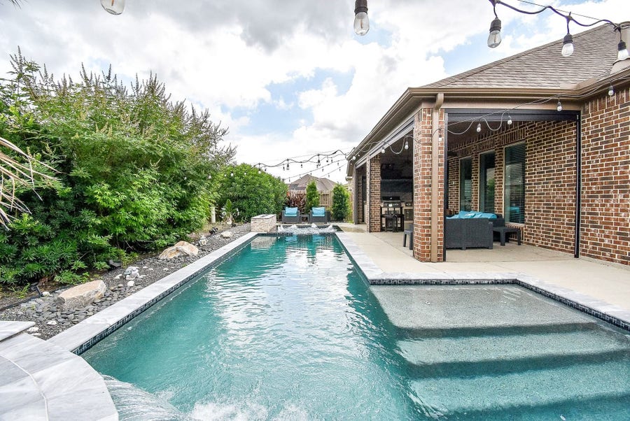 Property photo for 9214 Holloway Cliff Lane, Cypress, TX