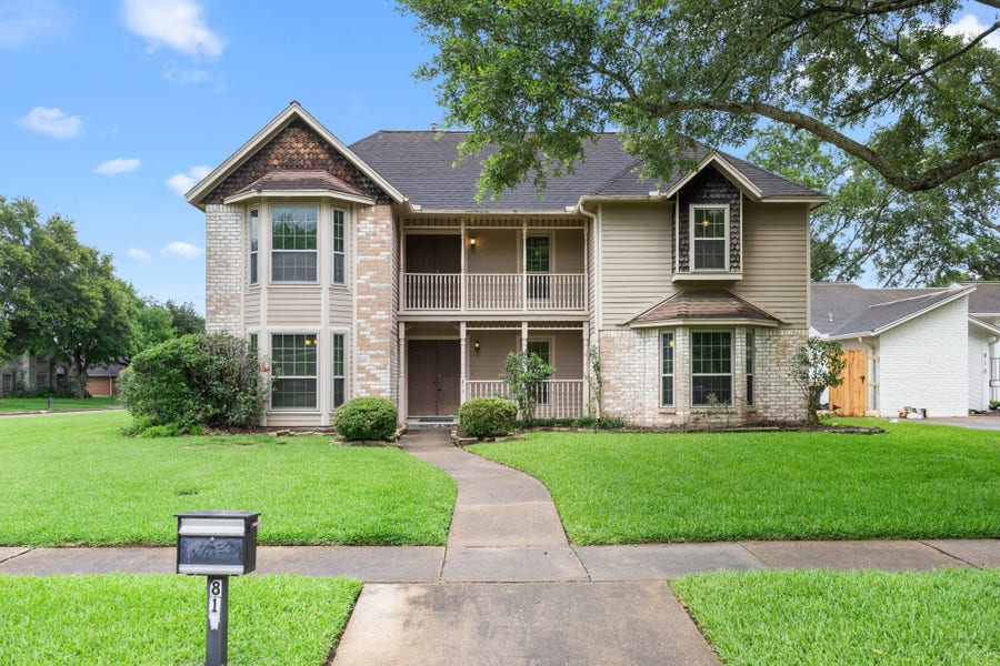 Property photo for 814 Palm Grove Circle, Sugar Land, TX