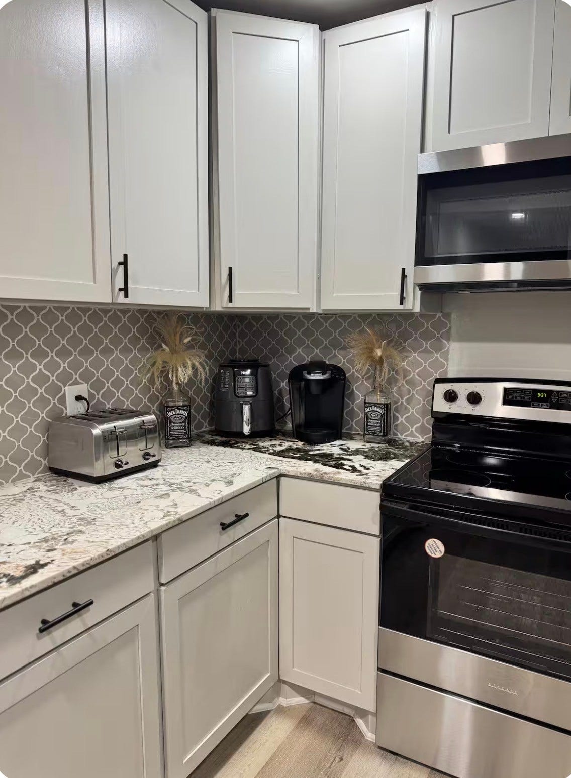 2802 Holman Street, Houston, TX 77004 2802 Holman Street, Houston, TX 77004